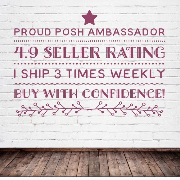 Meet your Posher, Olissi’a✌🏼👠👜 - Picture 4 of 4